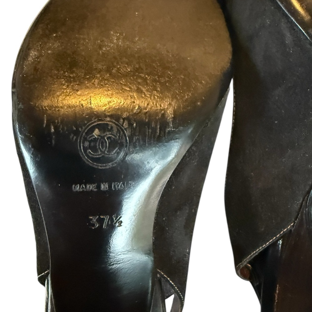 Vintage Chanel black suede sling back with patent leather detail 37.5 w/ dustbag - Picture 6 of 9